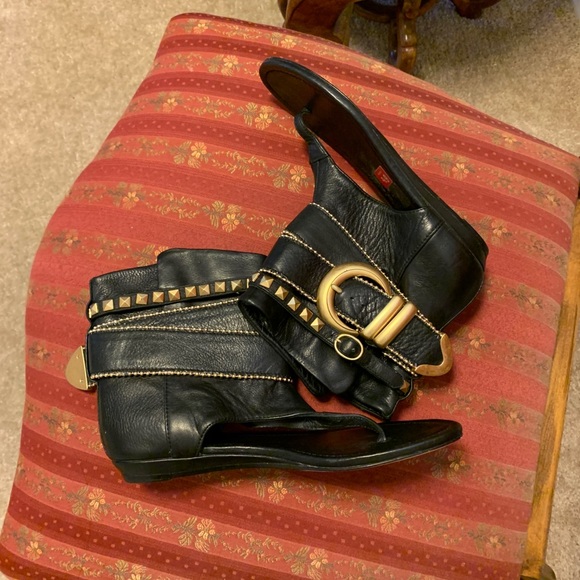 Black Leather Sandals with Gold Buckles and Studs - Picture 4 of 4